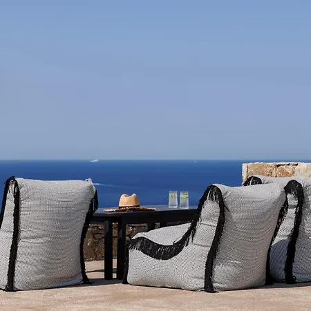 Sir Maximus Boutique & Platis Yialos