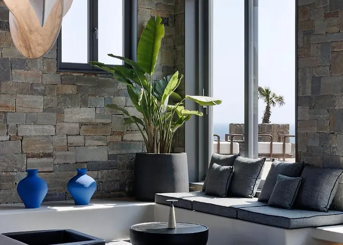 Maximus Mykonos プラティス・ヤロス